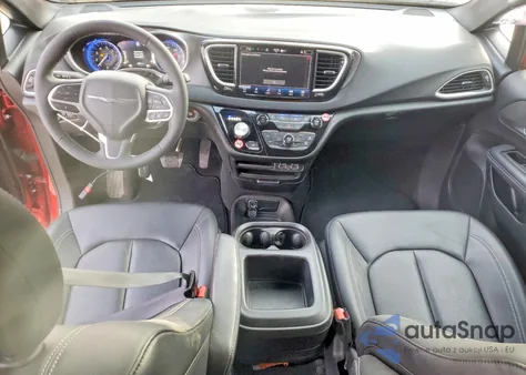 2025 Chrysler Pacifica Select from USA, damaged, VIN 2C4RC1BG9SR614391